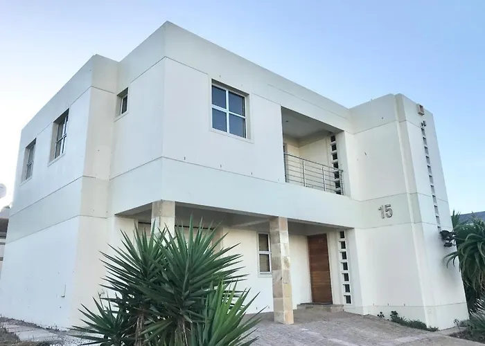Calypso Beach Holiday House