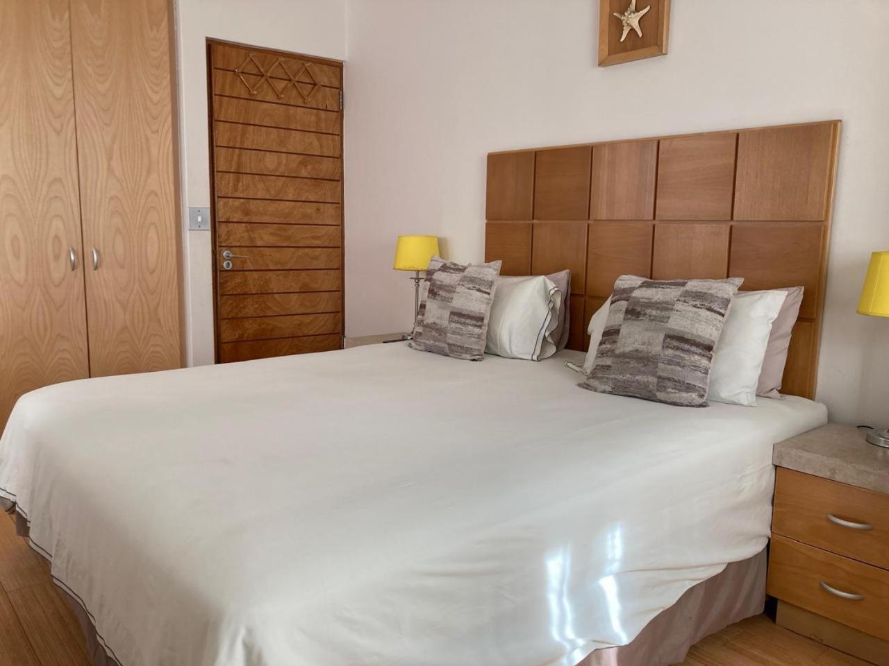 Calypso House Langebaan